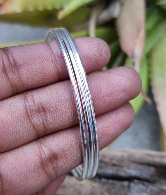 Bracciale Rigido In Argento 925 Fatto A Mano – Design Semplice E Regolabile, Gioiello Ipoallergenico Per Donna