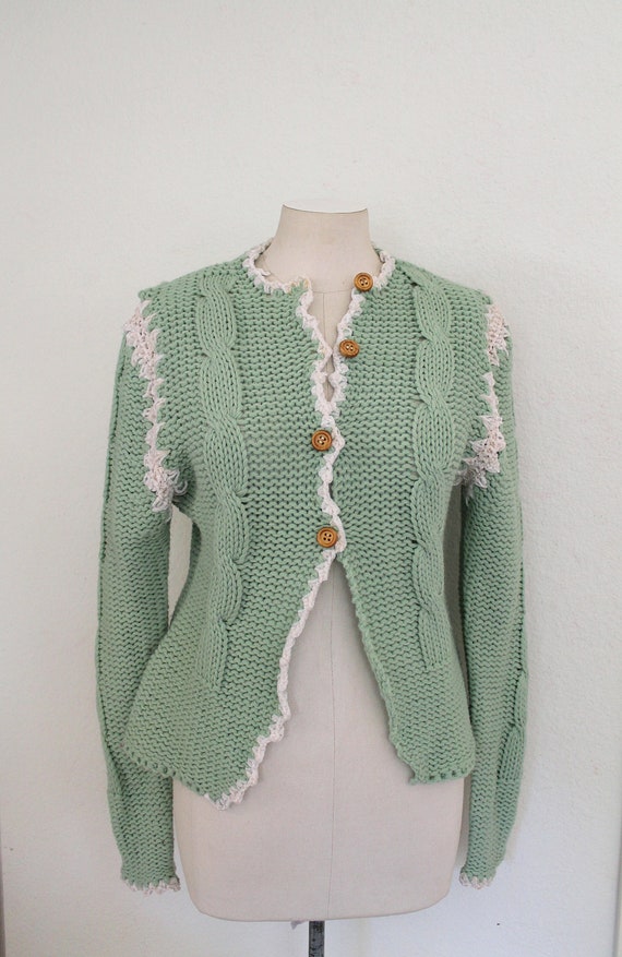 Vintage Chic Mint Green Knit Sweater Cardigan. 197