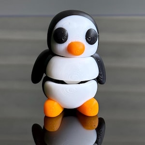 Tiny Articulated Penguin | Mini Fidget Toy | 3D Printed
