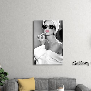 Audrey Hepburn-Inspired Pop Art – Black and White Lipstick Wall Art – Feminine Glam Retro Print – Fashionable Woman Poster