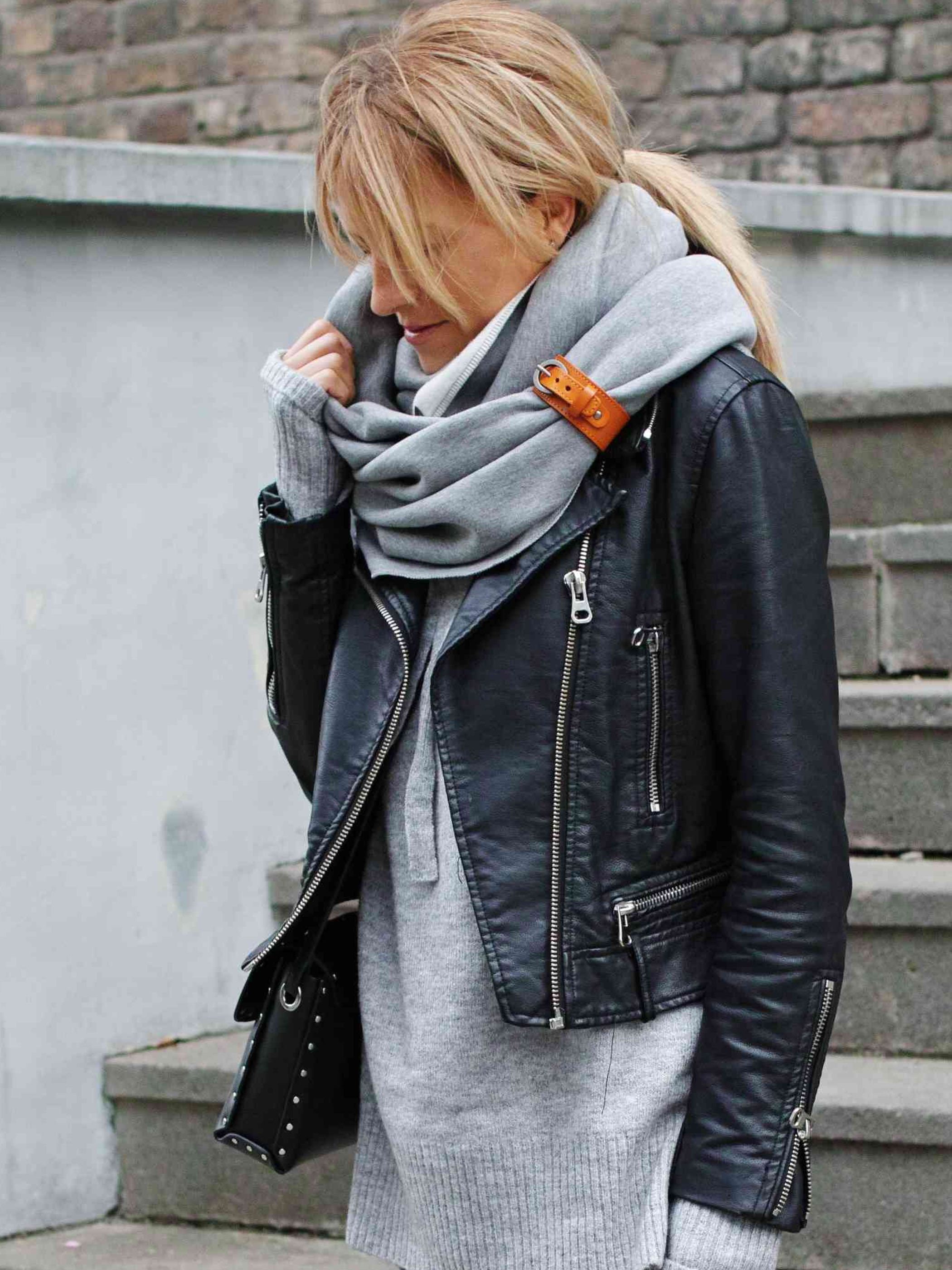 CHUNKY Infinity Scarf With Leather Strap, Hooded Scarf for CHUNKY Infinity Scarf With Leather Strap, Hooded Scarf for