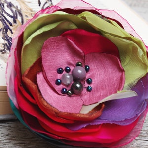Fabric flower pins for clothes : r/findfashion