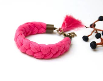 Bracelet TASSEL, bracelet en coton, accessoires pour femmes, bracelet tressé en jersey upcycled, bracelet rose d'été, bracelet d'amitié, idée cadeau