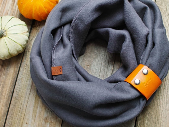 CHUNKY SCARF, extra CHUNKY Infinity Scarf with leather cuff, winter fashion infinity scarf, unisex winter  scarf, christmas gift