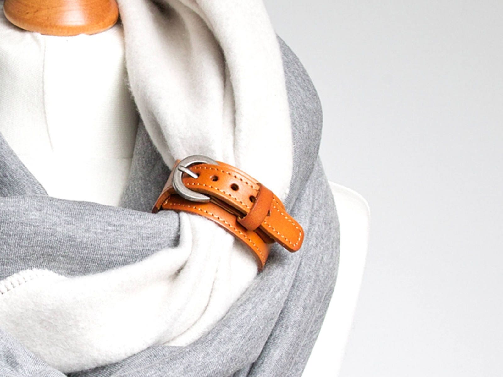 CHUNKY Infinity Scarf With Leather Strap, Hooded Scarf for CHUNKY Infinity Scarf With Leather Strap, Hooded Scarf for