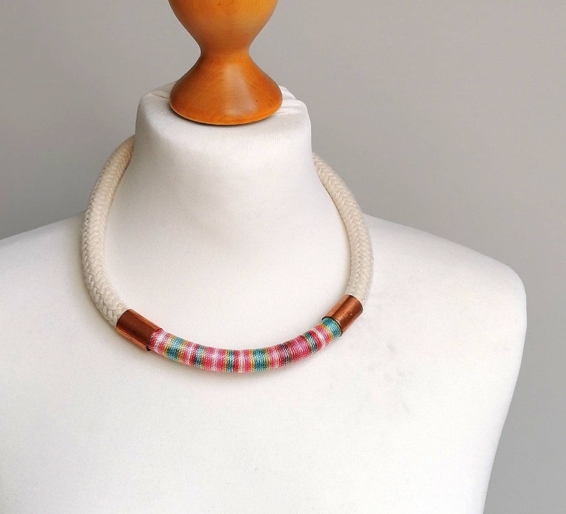 Collana di corda da donna colorata collana di dichiarazione, collana tessile collana di corda di cotone per le donne gioielli semplici accessori nautici immagine 4