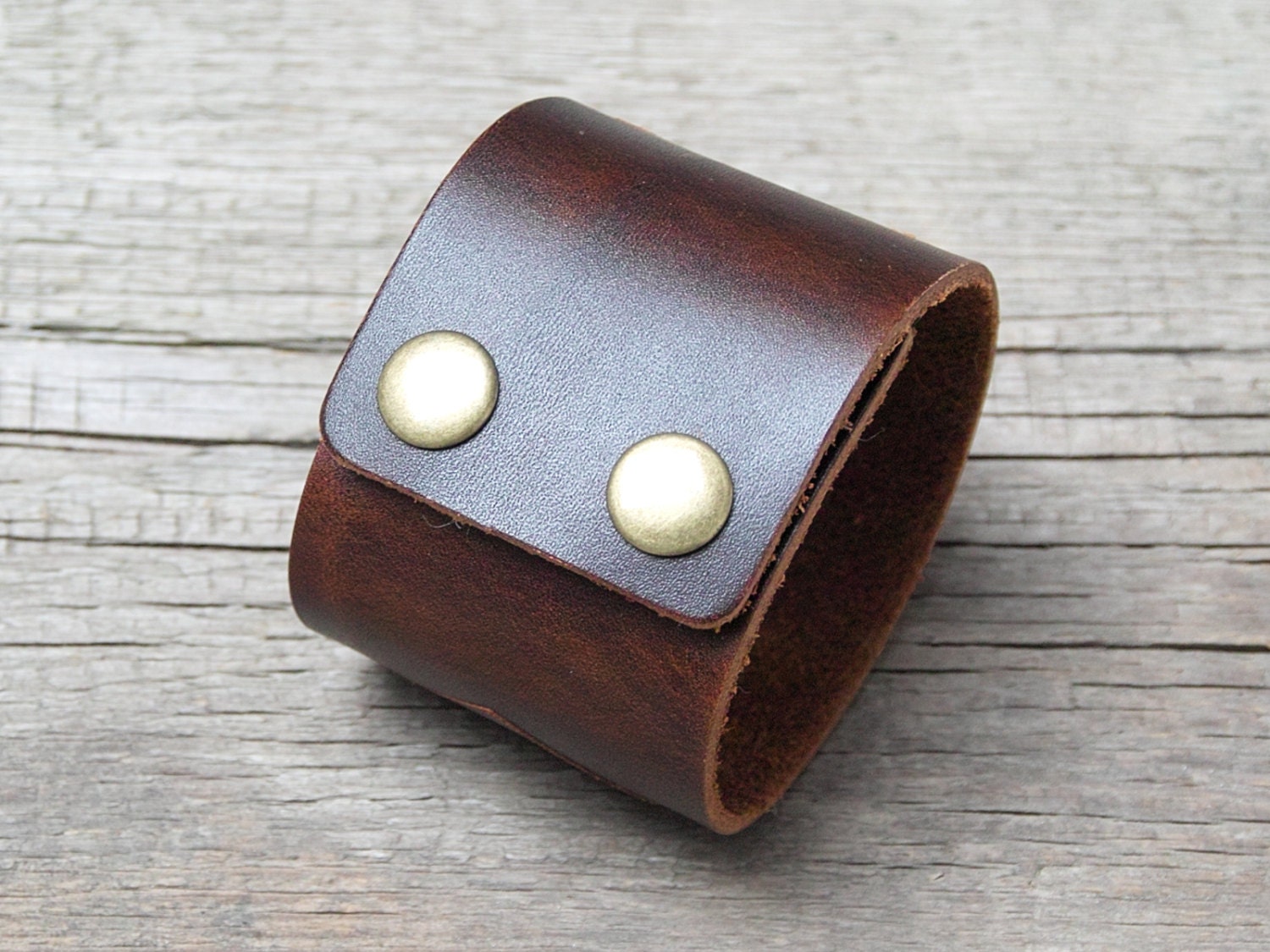 Leather band cuff bracelet with chevron pattern, tatto cover, boho style leather cuff, bracelet