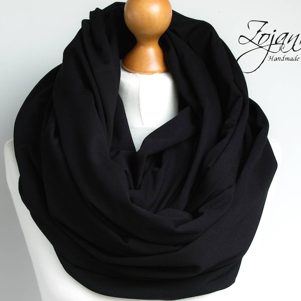 Infinity Scarf (black) main image 1