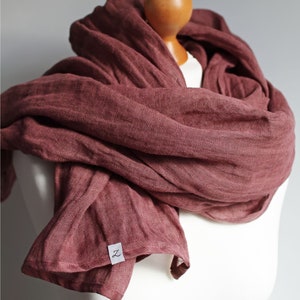 Bufanda de lino suave en MARSALA, bufanda natural SHAWL para mujer, lino puro, envoltura de viaje de lino, bufanda natural, moda ecológica, envoltura de lino de viaje imagen 5