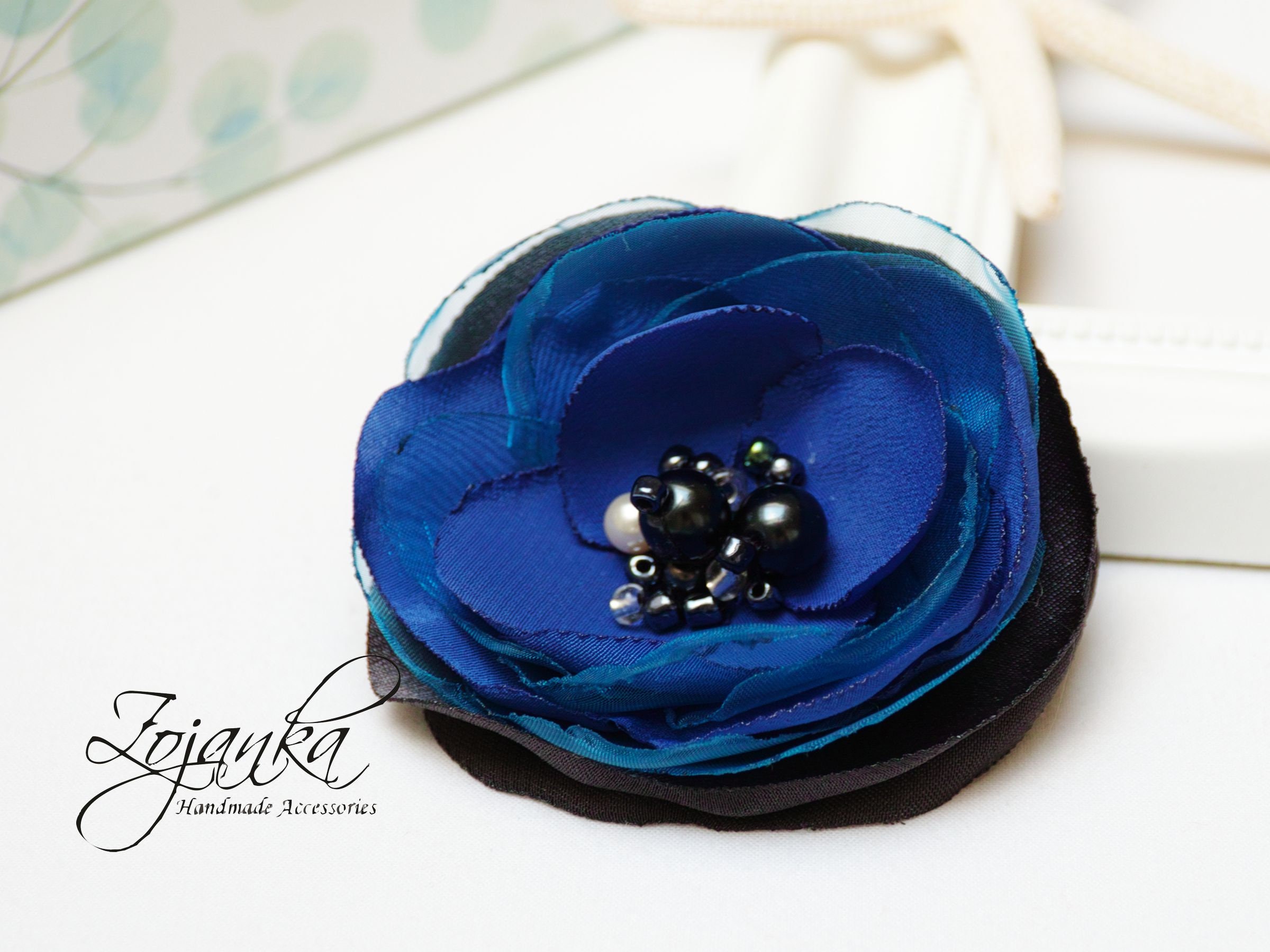 floral brooches and pins