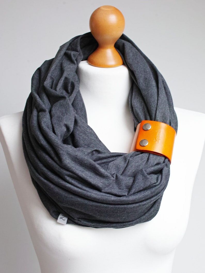 ANTRACITA Bufanda Infinity para mujer, bufanda ligera de tubo de algodón con puño de cuero para primavera otoño imagen 5
