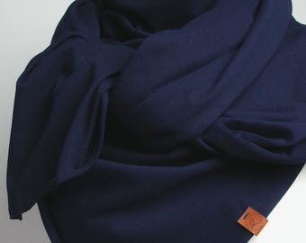 Oversized Cotton Jersey Wrap – Large Square Scarf & Cozy Travel Blanket