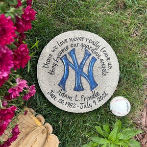 Yankees Baseball Memorial Stone: Hand-Painted Remembrance Gift