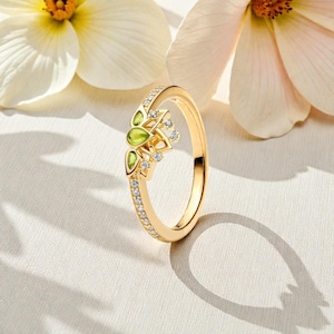 Princess Tiara Ring for Women, Green Crown Ring, 14k Gold Plated Ring, Fairy Tale Jewellery, Crown Band Gift for Her, Princess Jewellery