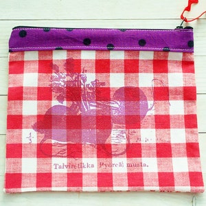 Make-up zipper pouch pencils case cosmetic bag carry-all pouch wallet purse hand printed radish vintage red white purple cottage chic gift