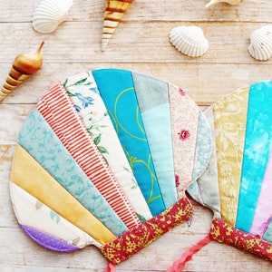 Seashell Patchwork Pot Holder: Quilted Cotton Dopamine Coaster Trivet