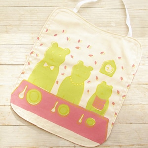 Baby bib burp cloth feeding baby care teddy bear family green pink hand screen printed infant baby shower gift boy girl burping accessory