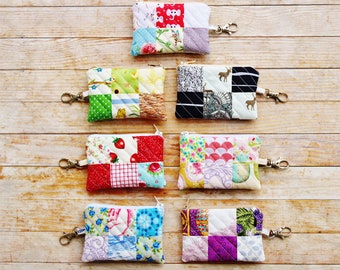 Coin purse patchwork quilted mini wallet pouch key ring change purse ear bud case snap hook swivel trigger lobster claw carry-all kids gift