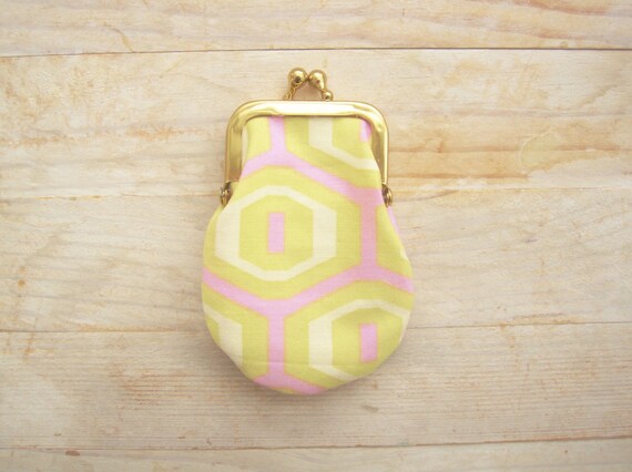 Mini kiss lock coin purse tiny wallet clip frame change purse ear bud case lipstick purse light pink yellow gold frame bridesmaid kids gift
