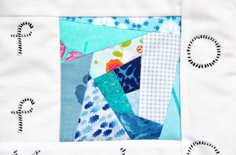 Quilt baby patchwork newborn modern crib pram stroller bedding mini blue white navy green black alphabet number nursery boy baby shower gift