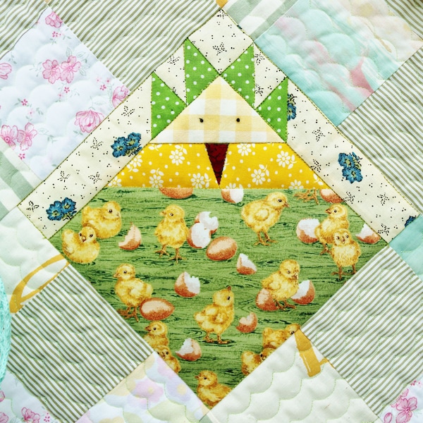 Patchwork chicken nest tablecloth decor quilt centerpiece topper green yellow white hen rooster bird country housewarming hostess gift