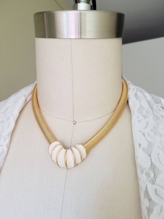 Vintage Goldtone and Enamel Necklace, Chunky 70s/… - image 1