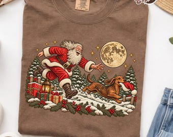 Dachshund Christmas Shirt, Wiener Dog Christmas Tee, Comfort Colors Santa Doxie T-Shirt, Funny Sausage Dog Shirt, Dachshund Mom Gift