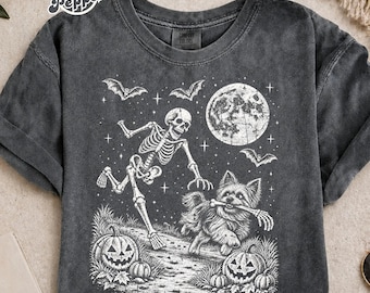 Funny Skeleton Chasing Yorkie Halloween Dog Mom Pet shirt, Spooky Dog Lover Gift Men Women Tee, Funny Yorkshire Terrier T-shirt, Fall Shirt