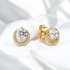 Gold Plated Circle Earring Stud For Women, Cute Cubic Zirconia Halo Studs, Pave Halo Studs, Small Earring, Pave Jewellery, Gift for Her