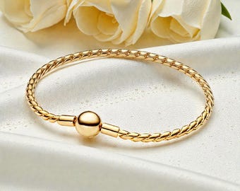 Snake Chain Bracelet with Round Clasp, Gold Bracelet for Women, Braided Snake Style Jewellery Gift for Her, Minimal Wrist Jewellery for Her