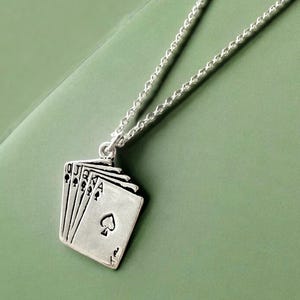 Collier à pendentif cartes de poker en argent sterling - Collier de cartes à jouer en argent - Bijoux qu'il faut pour homme et femme fait main dans la couleur de la qualité royale - Cadeau