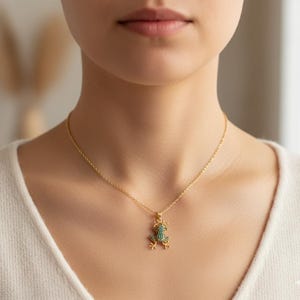 24K gold filled kikker hanger ketting met groene micro verharde zirkonia's, sierlijke dierenbedel sieraden cadeau voor vrouwen, gelukkikkerketting