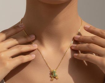 Collana con ciondolo a forma di luna e stella in argento sterling e oro rosa, zirconia cubica - Italia