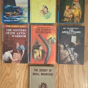 Nancy Drew Hardy Boys Books: Newer, Glossy Flashlight Hardcovers Paperbacks Cameo, Ex-Library Lots to Choose From image 3