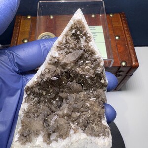 Calcite specimen Waterloo Iowa USA Natural crystals minerals decor healing mineral specimens  natural crystal mineral healing decor