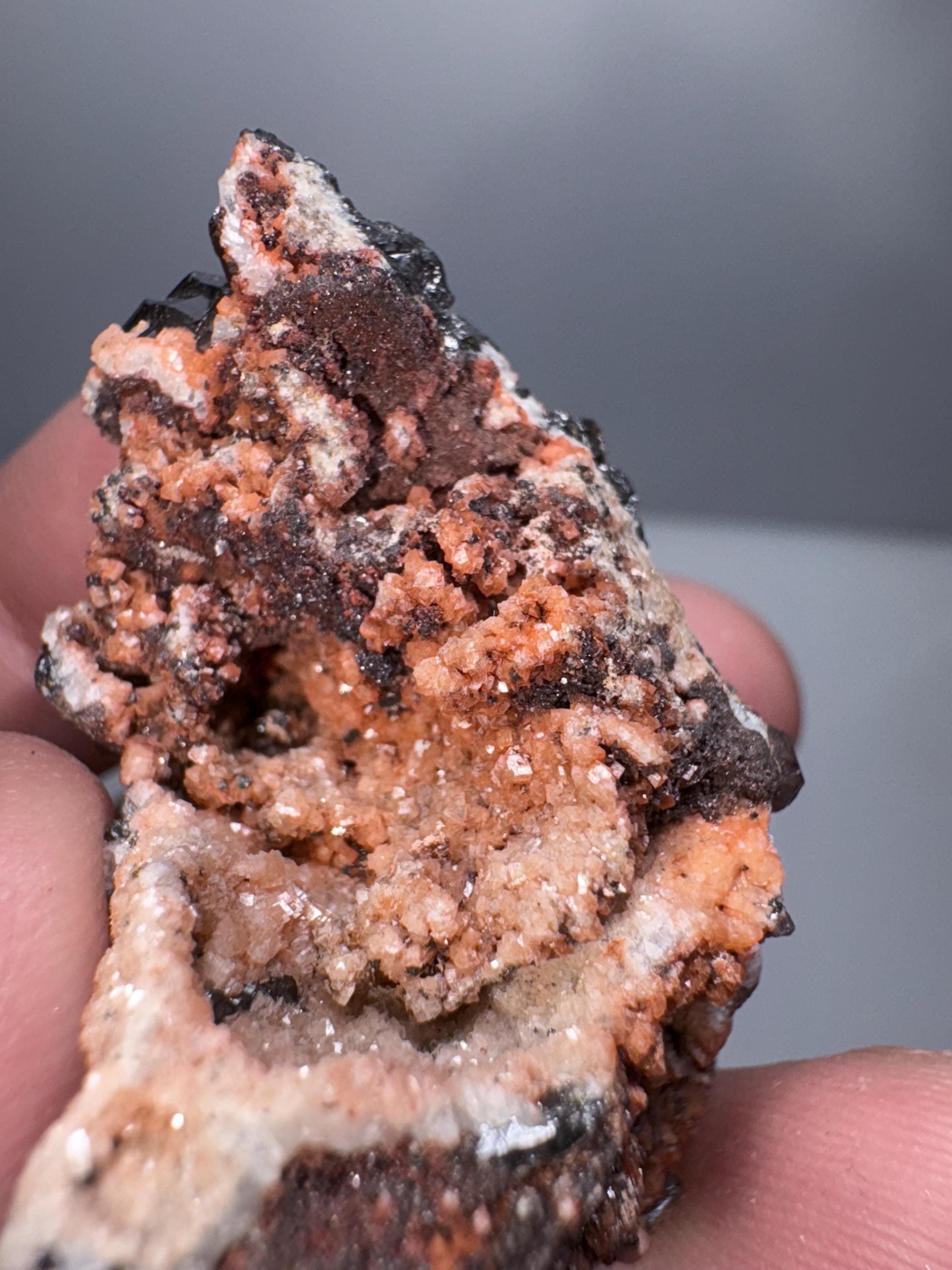 モトロマイト天然鉱物結晶標本 ツメブ鉱山 南西アフリカ - Etsy 日本