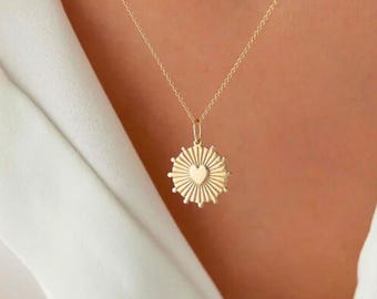 14K Solid Gold Medallion Sun Necklace, Heart Necklace, Celestial Star Jewelry, Mothers Day Gift, Minimalist Charm Necklace