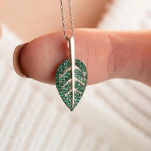 Green Emerald Leaf Necklace, Sterling Silver Olive Branch Gemstone Necklace, Nature Inspired Gold Jewelry, May Birthstone Flower Necklace