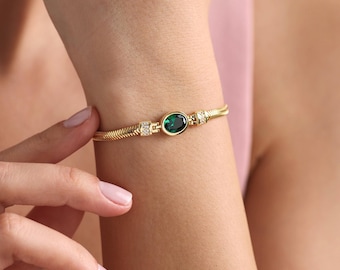 Green Emerald Silver Bracelet, Dainty Birthstone Jewelry, Minimalist Bracelet for Womens, Herringbone Chain, Oval Cut Gemstone Gold Bracelet