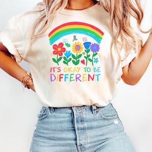 Es ist in Ordnung, anders zu sein Shirt, Autismus Bewusstsein Shirt, Motivation Shirt, sei Yourself T-Shirt, Positivity Vibe Shirt, Lehrer Shirt, trendy
