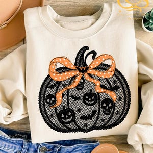 Halloween Coquette Bow Spooky Mama Sweatshirt, Herbst Kürbis Coquette Bow Pullover, Herbst Vibes Shirt, Herbst Saison Shirt, Spitze Kürbis Sweatshirt