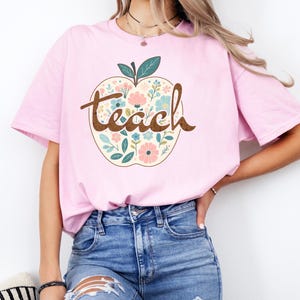 Teacher Apple Shirt, Leopard Apple Teacher Shirt, Teacher Appreciation T Shirt, Trendy teacher shirt, women shirt, gift for teacher,