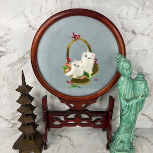 Vintage Chinese silk embroidery table screen