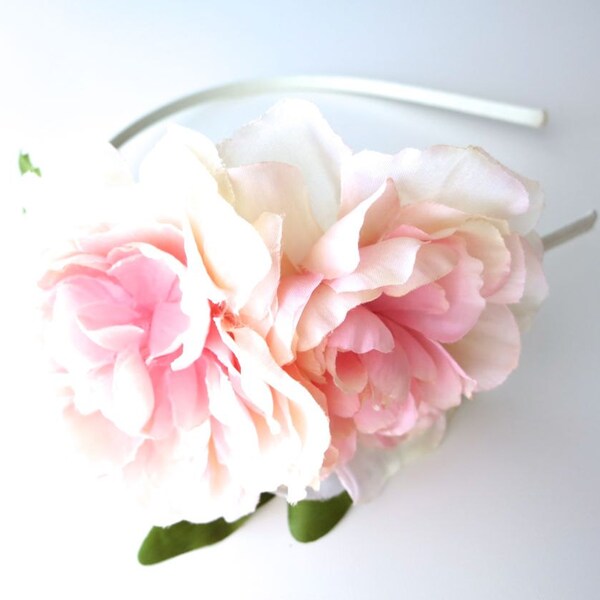 Women's Floral Peony Headband - Romantic Flower Crown Hair Band - Pale Peach Pink Roses
