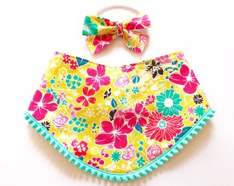 Yellow Floral Flower Print Bib - Pom Pom Bibdana - Baby Girl - Baby Shower Gift - Cottage Chic Shabby Chic - Wildflowers Watercolors