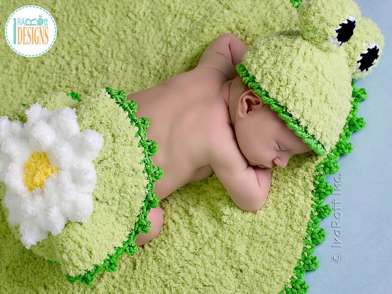 CROCHET PATTERN Baby Frog on Lily Pad Hat and Rug image 4