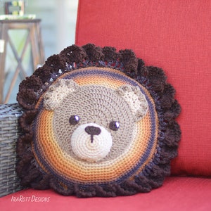 CROCHET PATTERN Cuddles The Classic Bear Pillow Bild 1