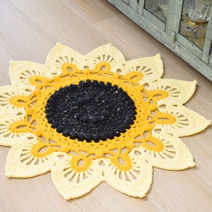 CROCHET PATTERN Sunflower Power Doily Rug