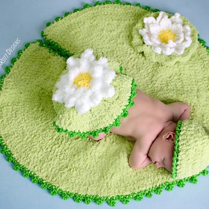 CROCHET PATTERN Baby Frog on Lily Pad Hat and Rug image 1