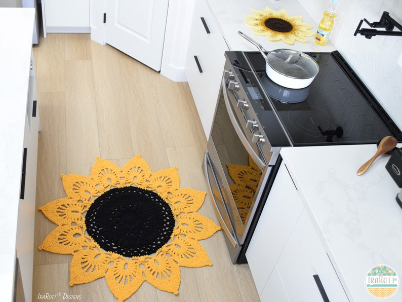 CROCHET PATTERN Sunflower Power Doily Rug image 5